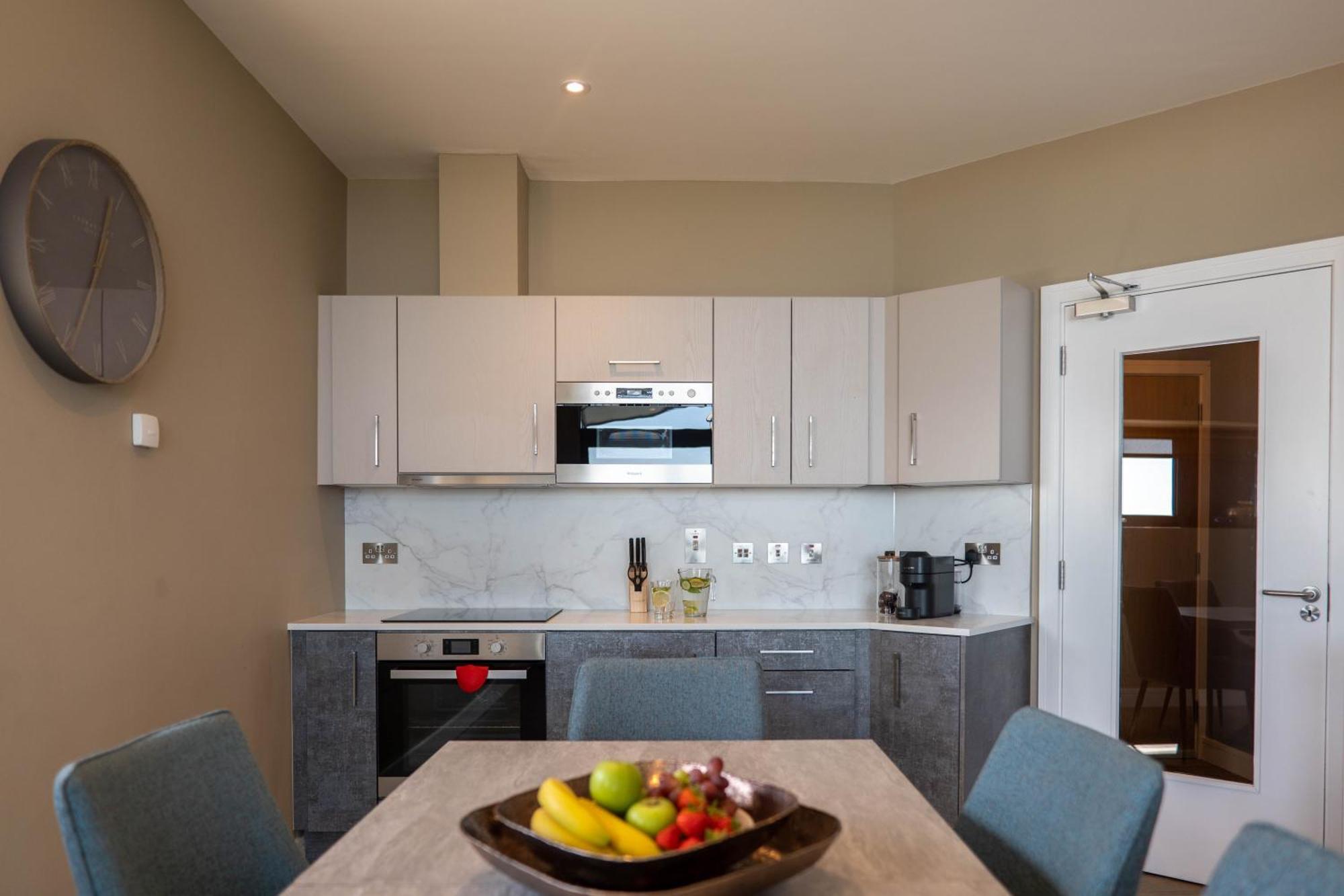 Shoreline Apartments Galway Exterior foto