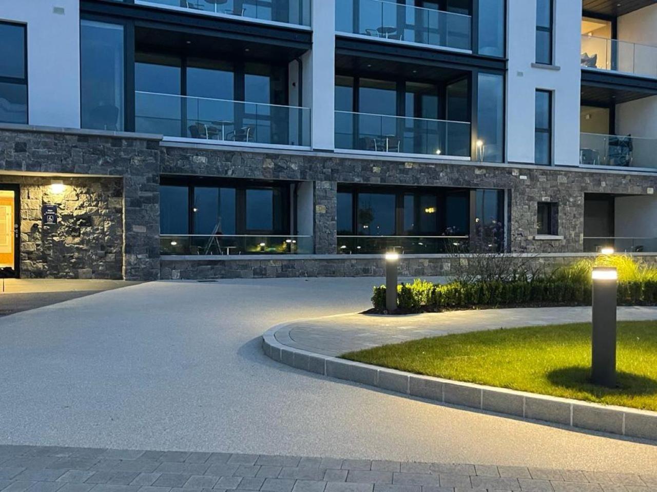 Shoreline Apartments Galway Exterior foto